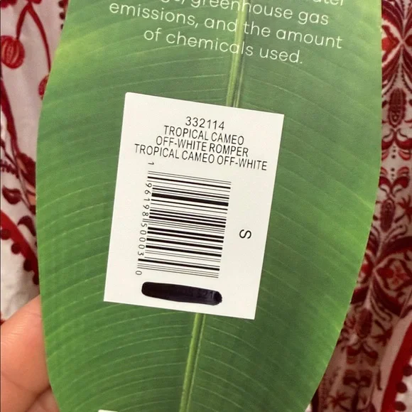 FARM Rio Off-White and Red Tropical Romper NEW with Tag - Picture 2 of 7